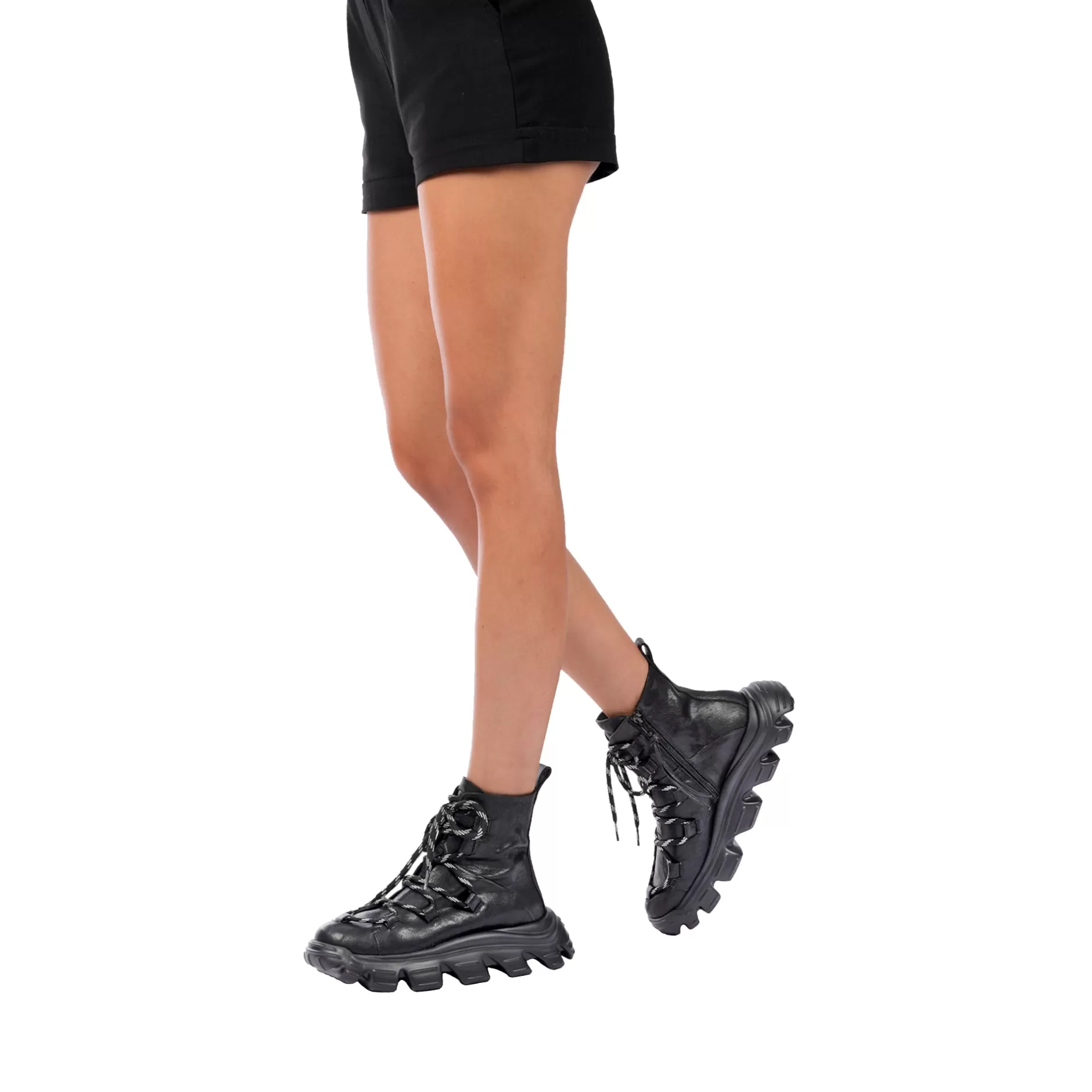 Store High Sneaker Old Iron Black Shoes